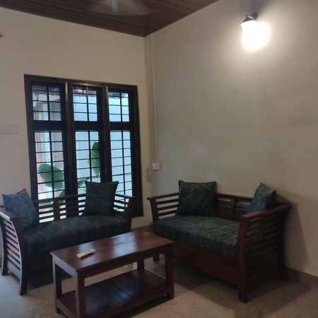Kochi Alfred Place מראה חיצוני תמונה