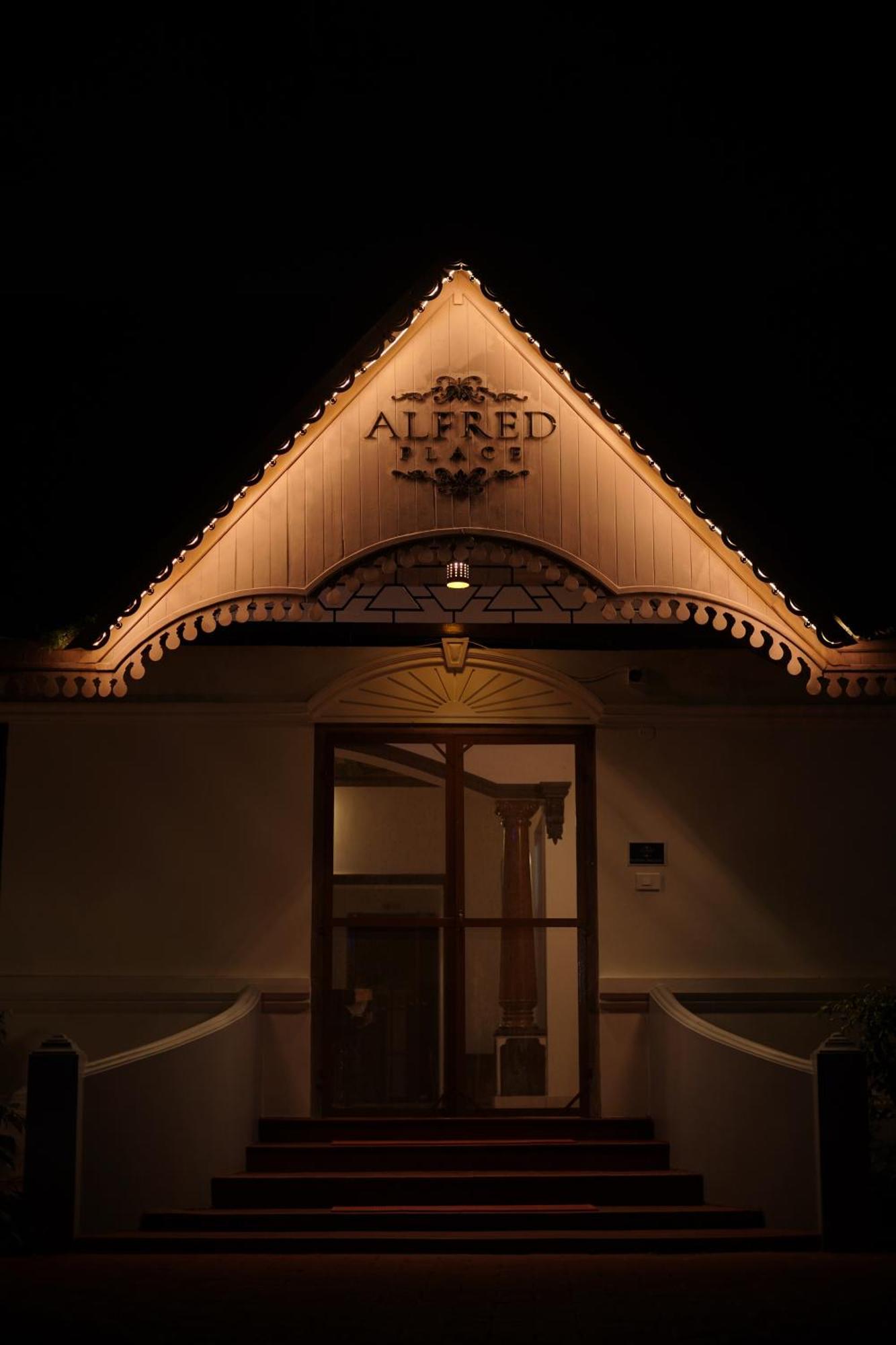 Kochi Alfred Place מראה חיצוני תמונה